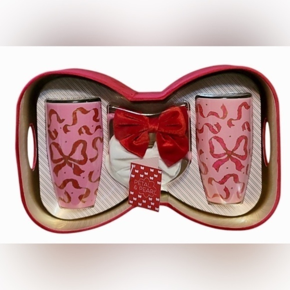 Petal and Pearl 5 PIECE Pink and Gold Bow travel mug Set W/ Bow Shaped Case
